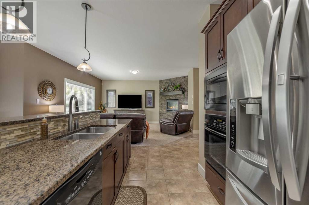 250 Twinriver Road W — photo 11