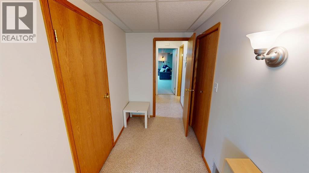 411 3 Street - 27