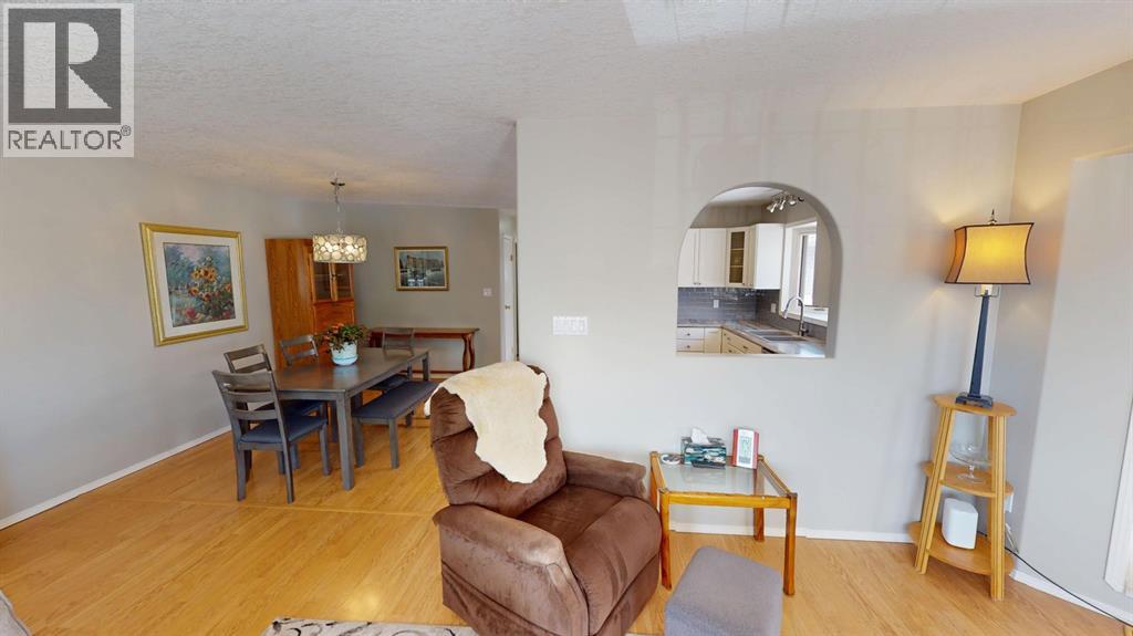 411 3 Street - 11