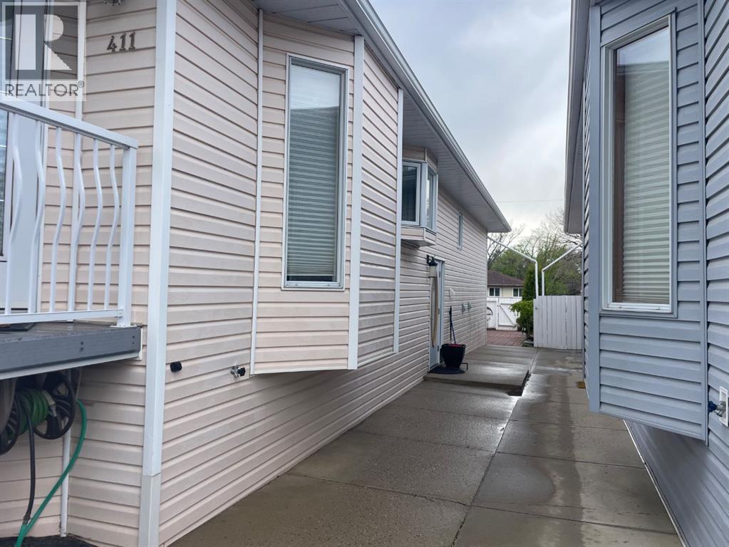 411 3 Street - 33