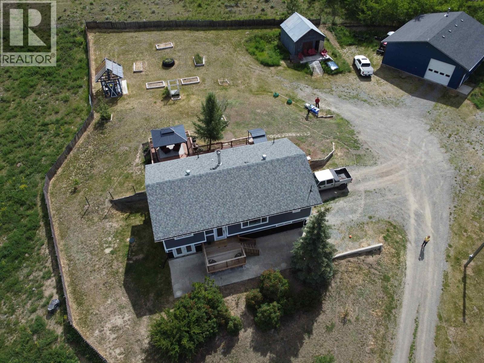 7350 CHILCOTIN 20 HIGHWAY - 4