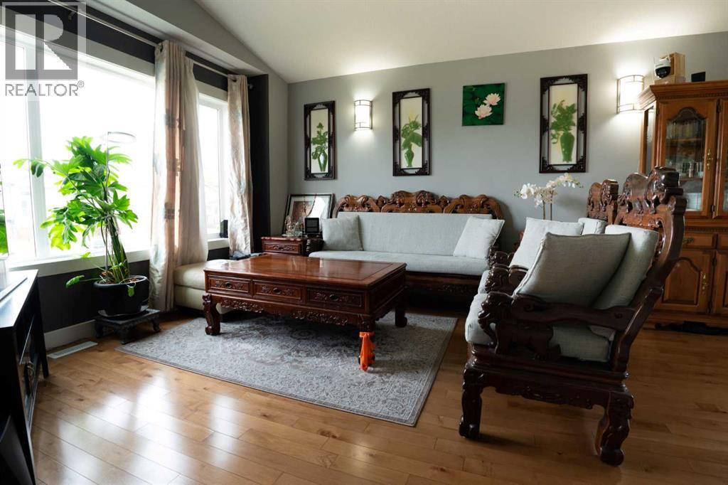 11247 75A Avenue - 4
