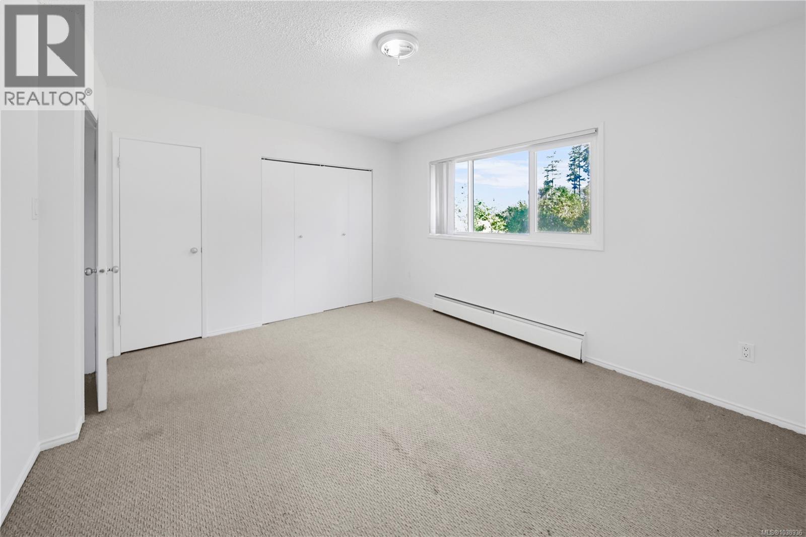 #40 4110 Kendall Ave - 16