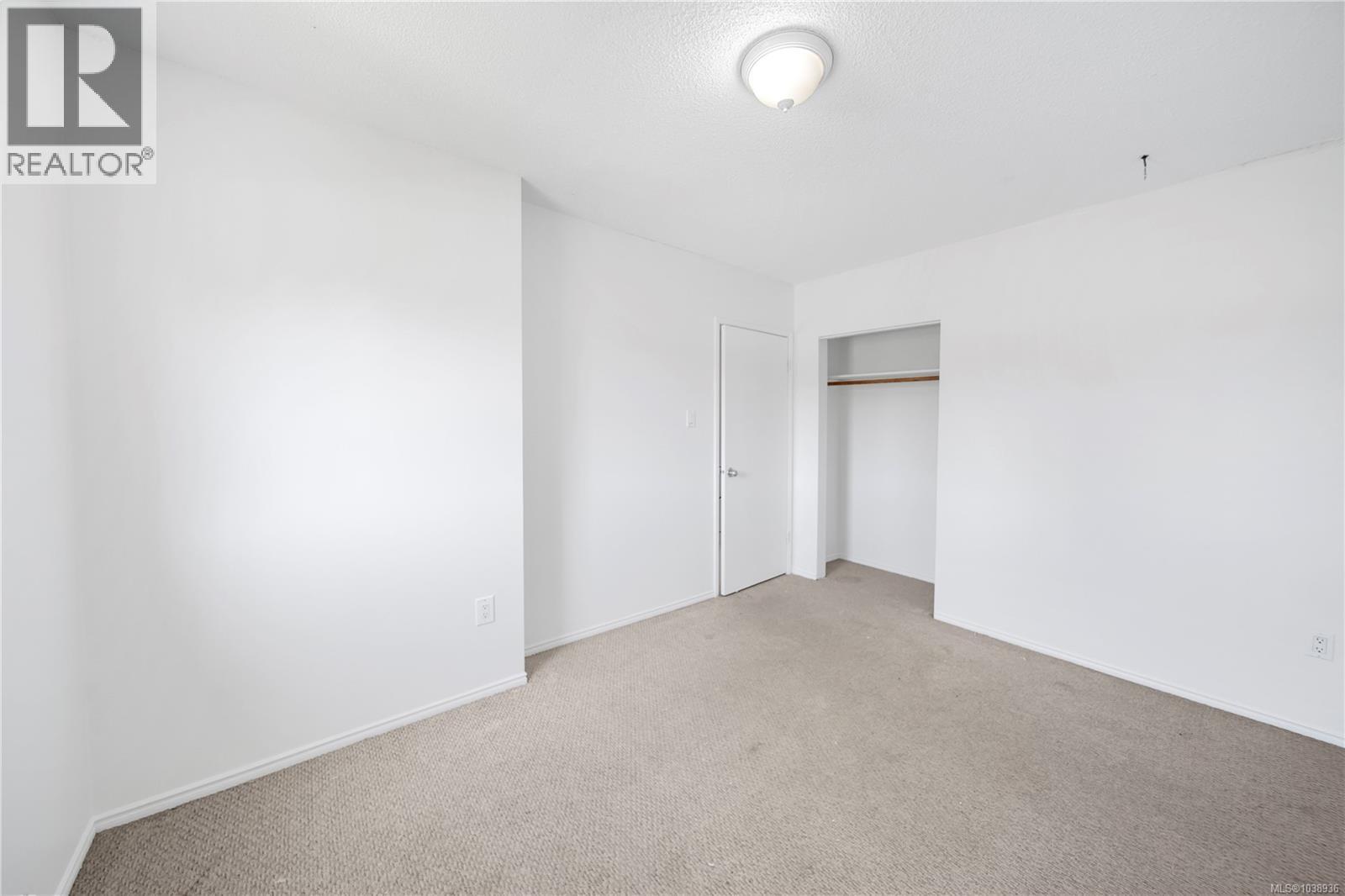 #40 4110 Kendall Ave - 20
