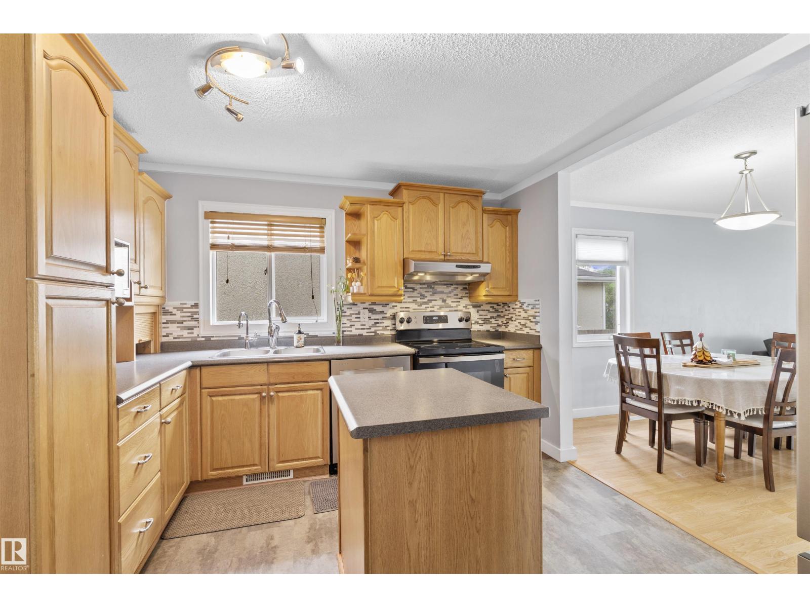 17007 95 ST NW — photo 9