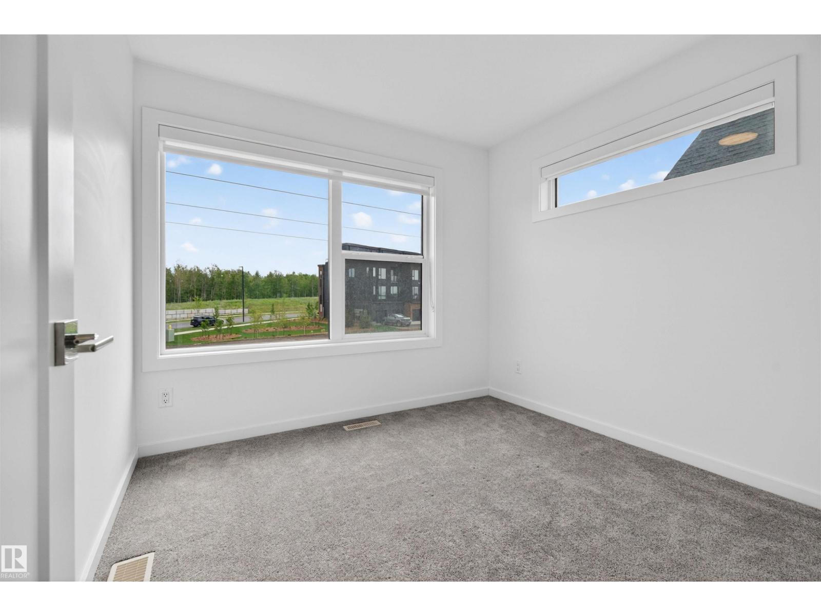 #4 5 RONDEAU DR — photo 15