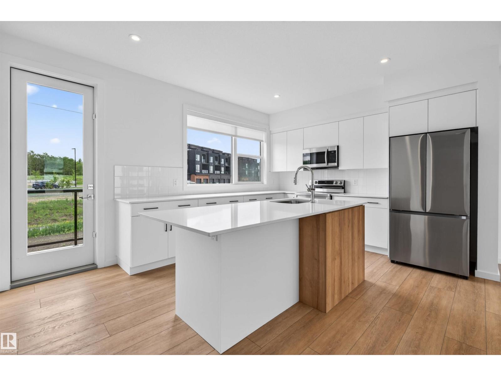 #4 5 RONDEAU DR - photo 3