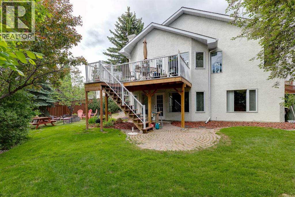 44 Valley Meadow Close NW — photo 36