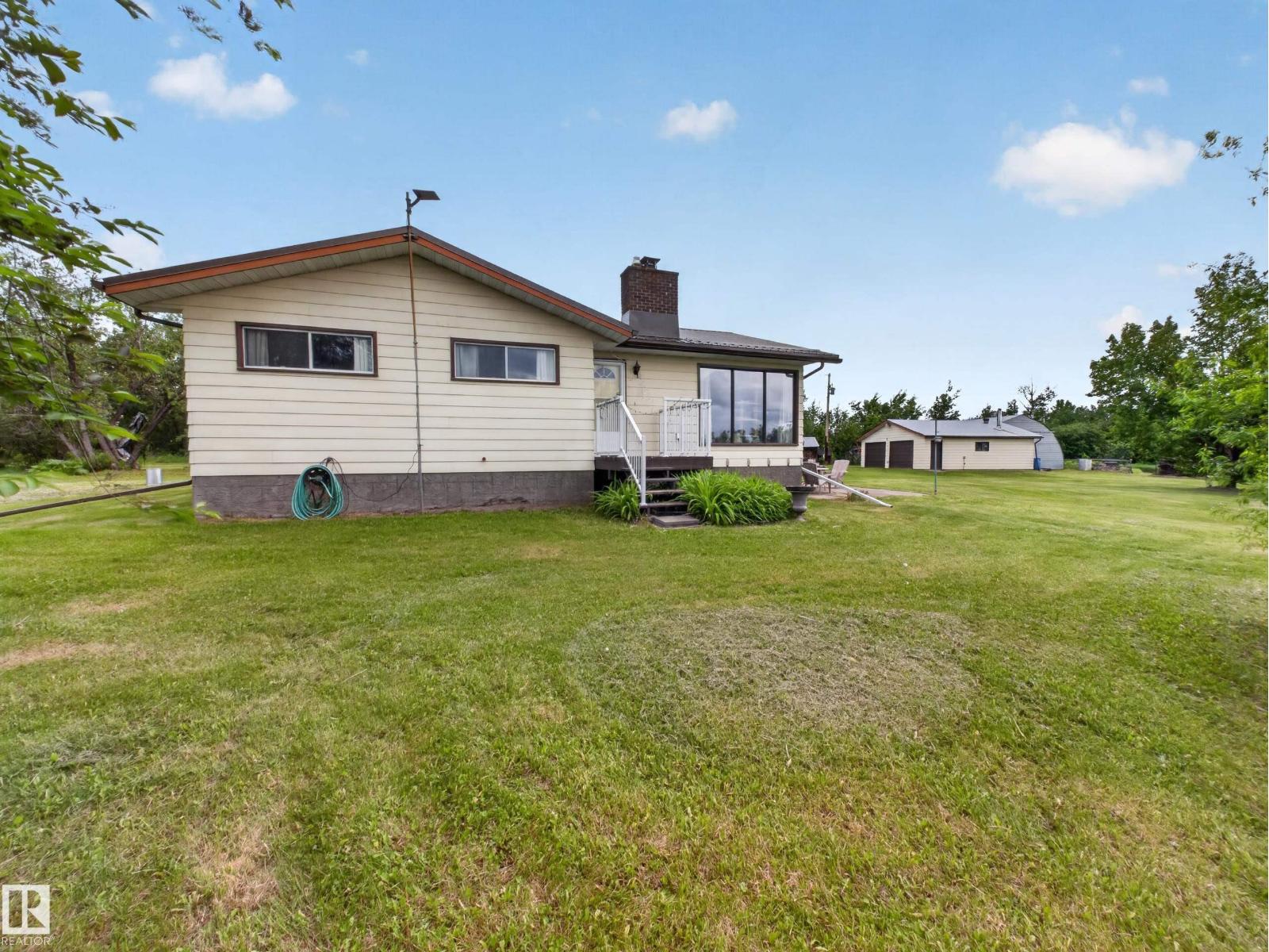 1415 HWY 37 - photo 2