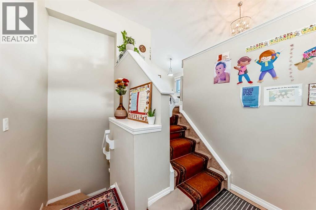 398 MARTINDALE Drive NE - photo 3