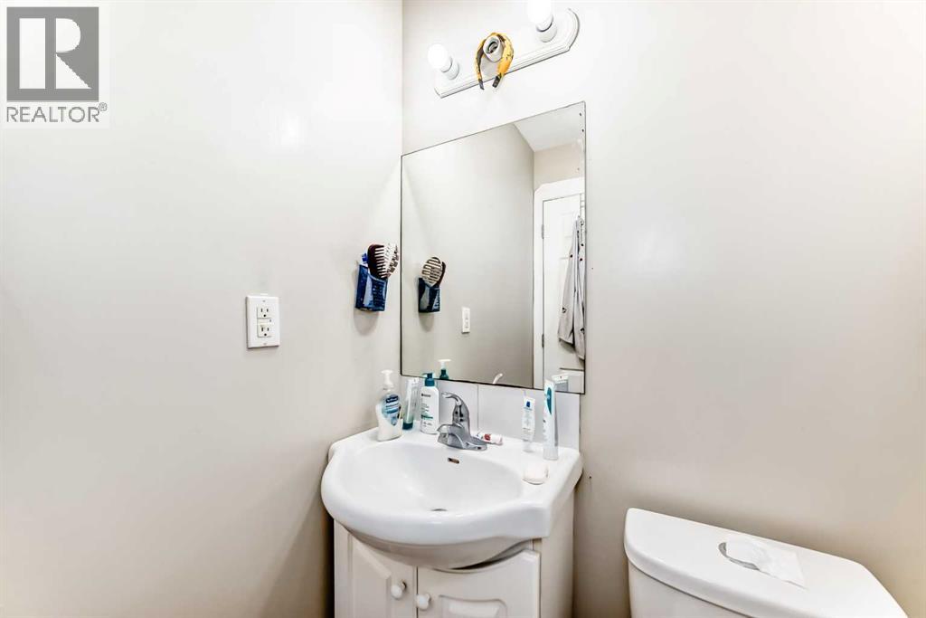 398 MARTINDALE Drive NE — photo 37