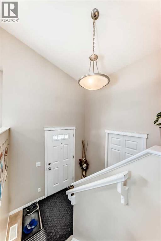 398 MARTINDALE Drive NE - photo 4