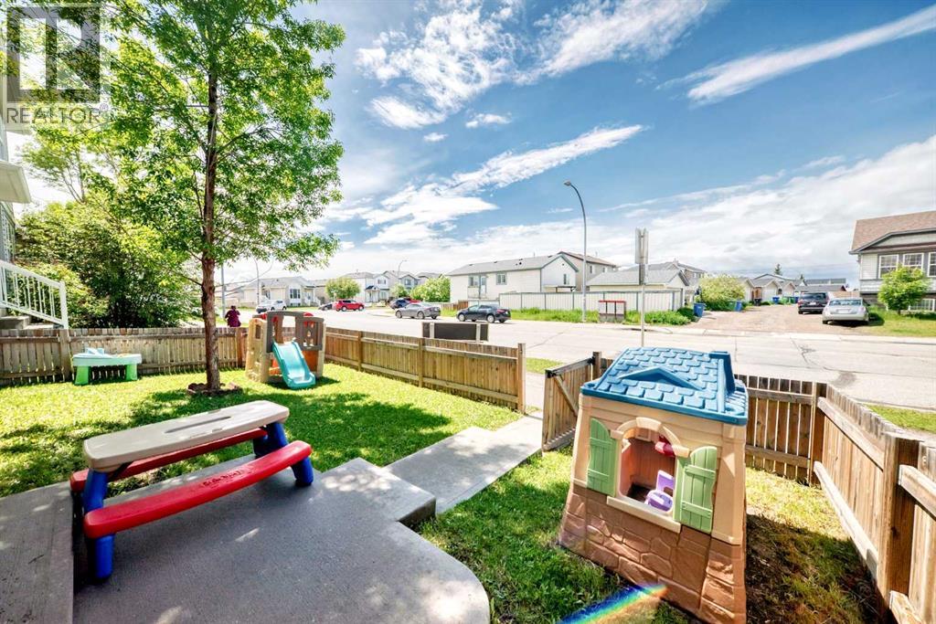 398 MARTINDALE Drive NE — photo 45