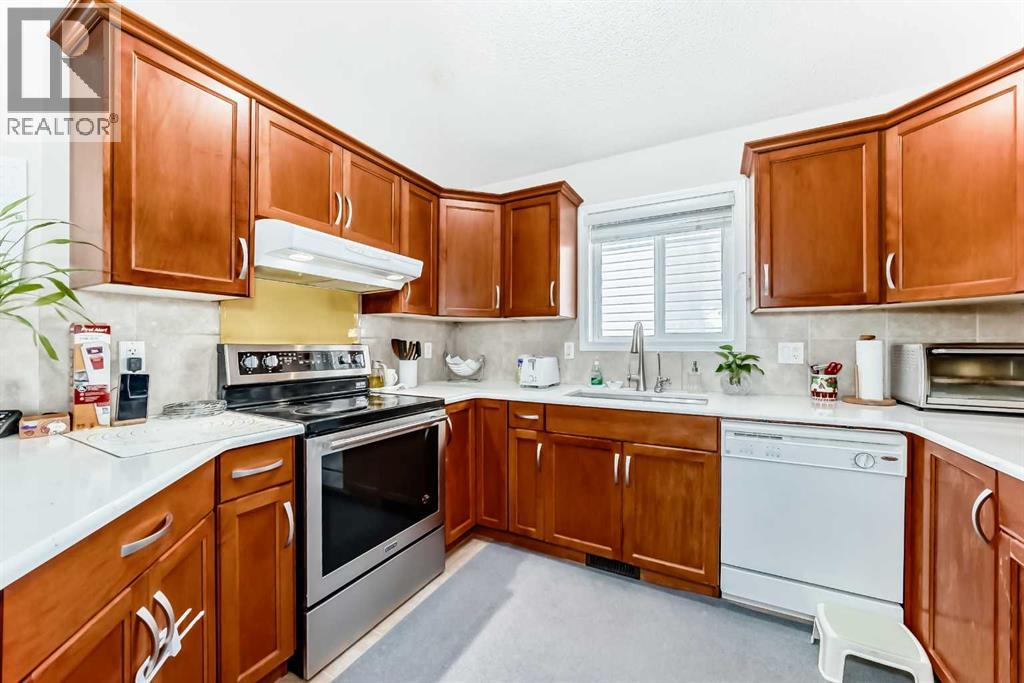 398 MARTINDALE Drive NE — photo 6