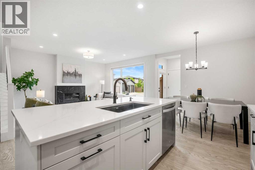 212 Treeline Avenue SW — photo 14