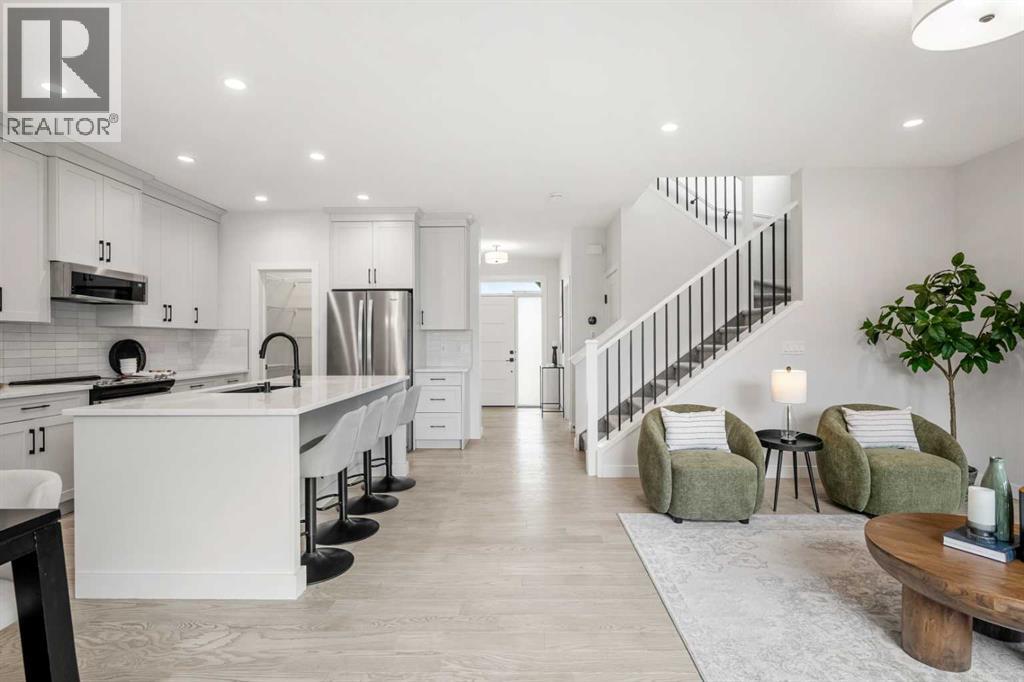 212 Treeline Avenue SW - photo 3