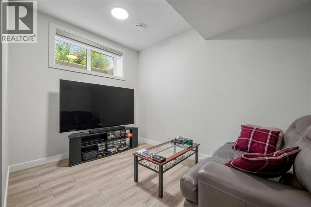 212 Treeline Avenue SW — photo 39
