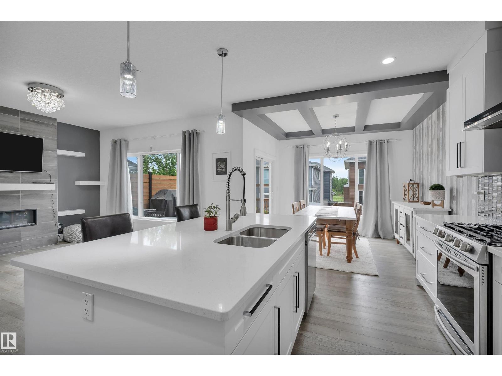 3898 ROBINS CR NW - 15