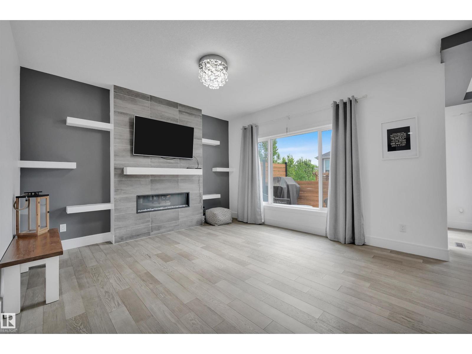 3898 ROBINS CR NW - 18