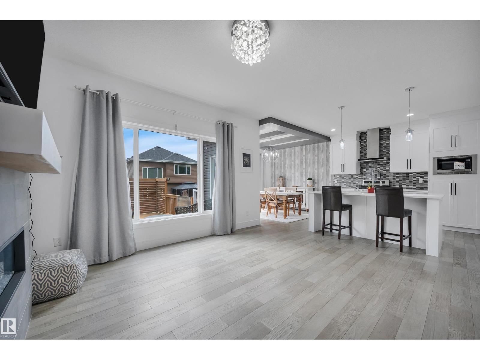 3898 ROBINS CR NW - 19