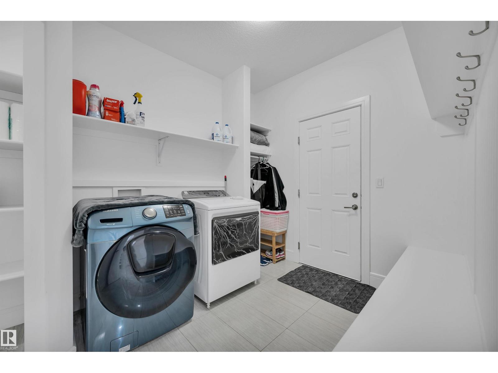 3898 ROBINS CR NW — photo 26