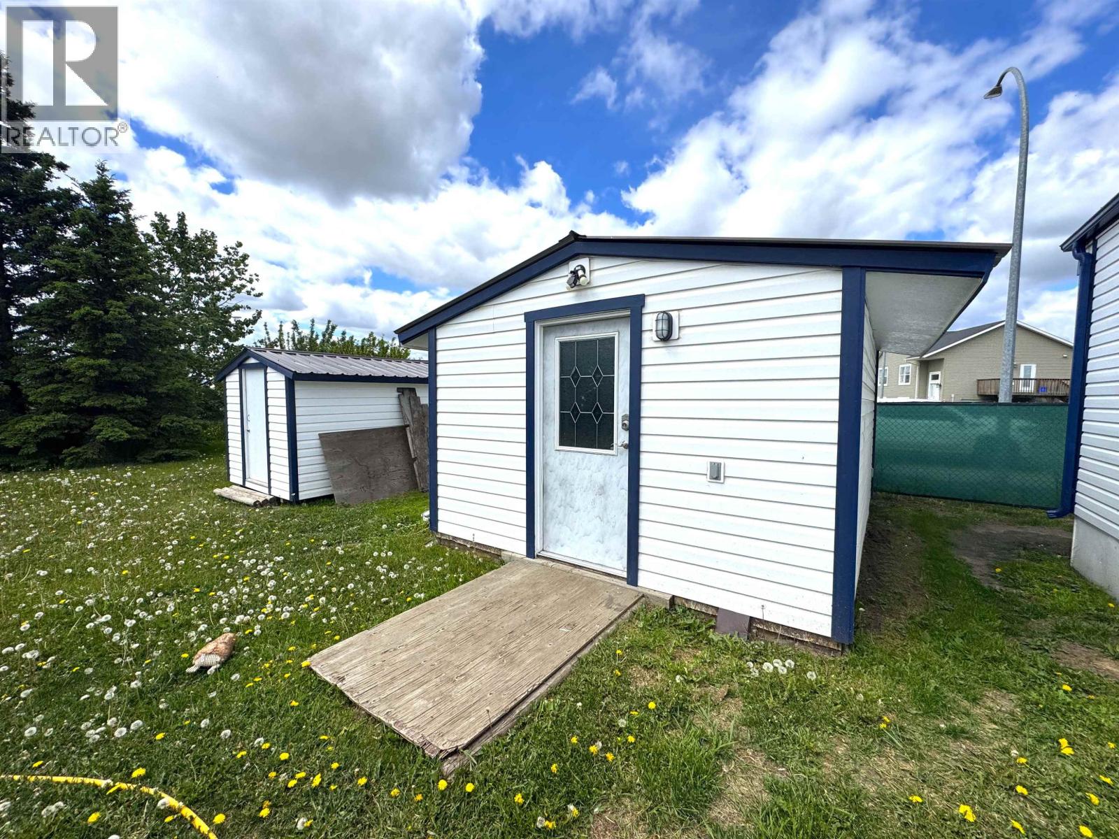 #119 8420 ALASKA ROAD - 30