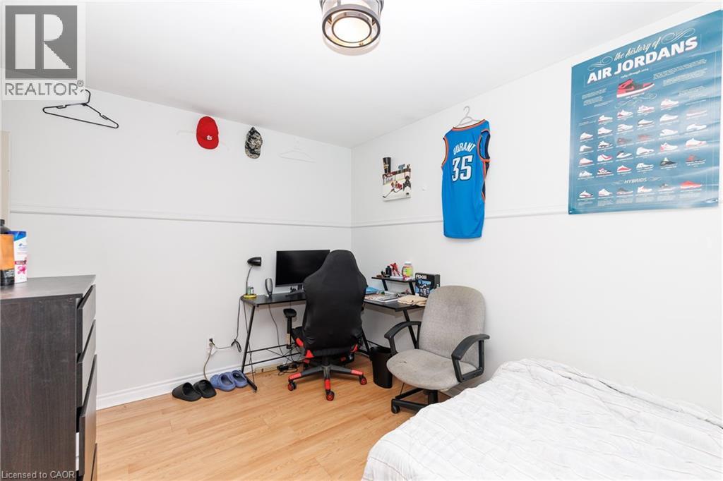 25 WARKDALE Drive - 11