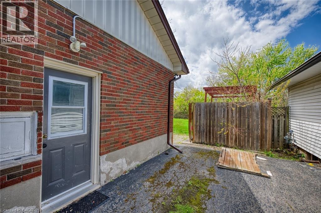 25 WARKDALE Drive - 24