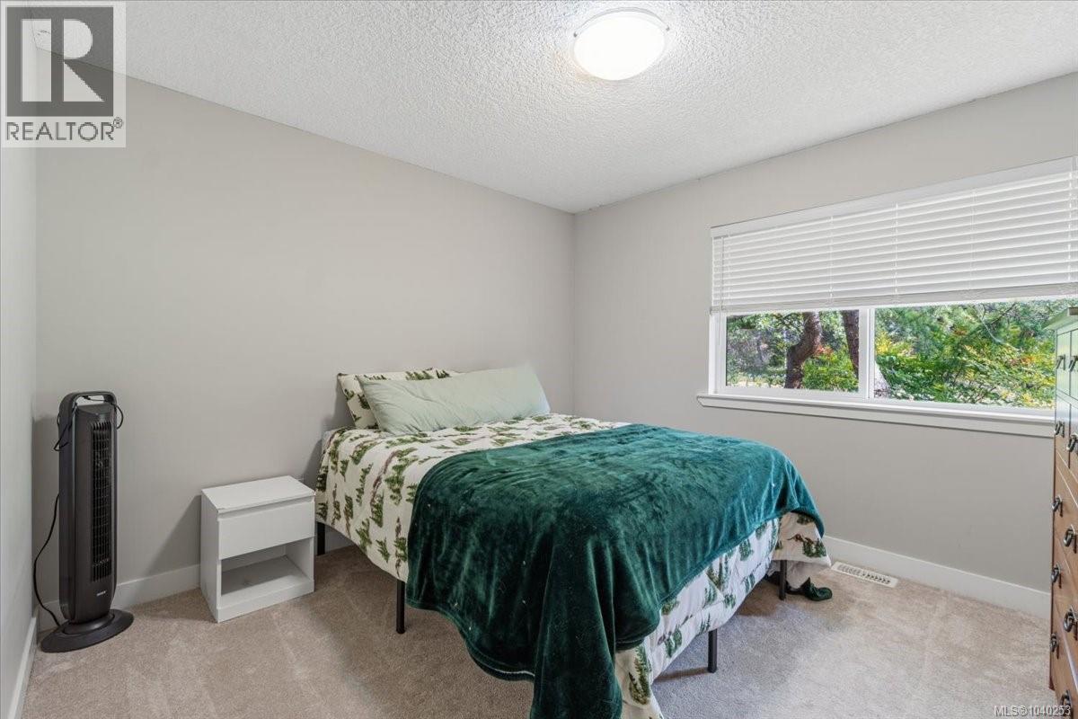 880 Garden Rd E - 33