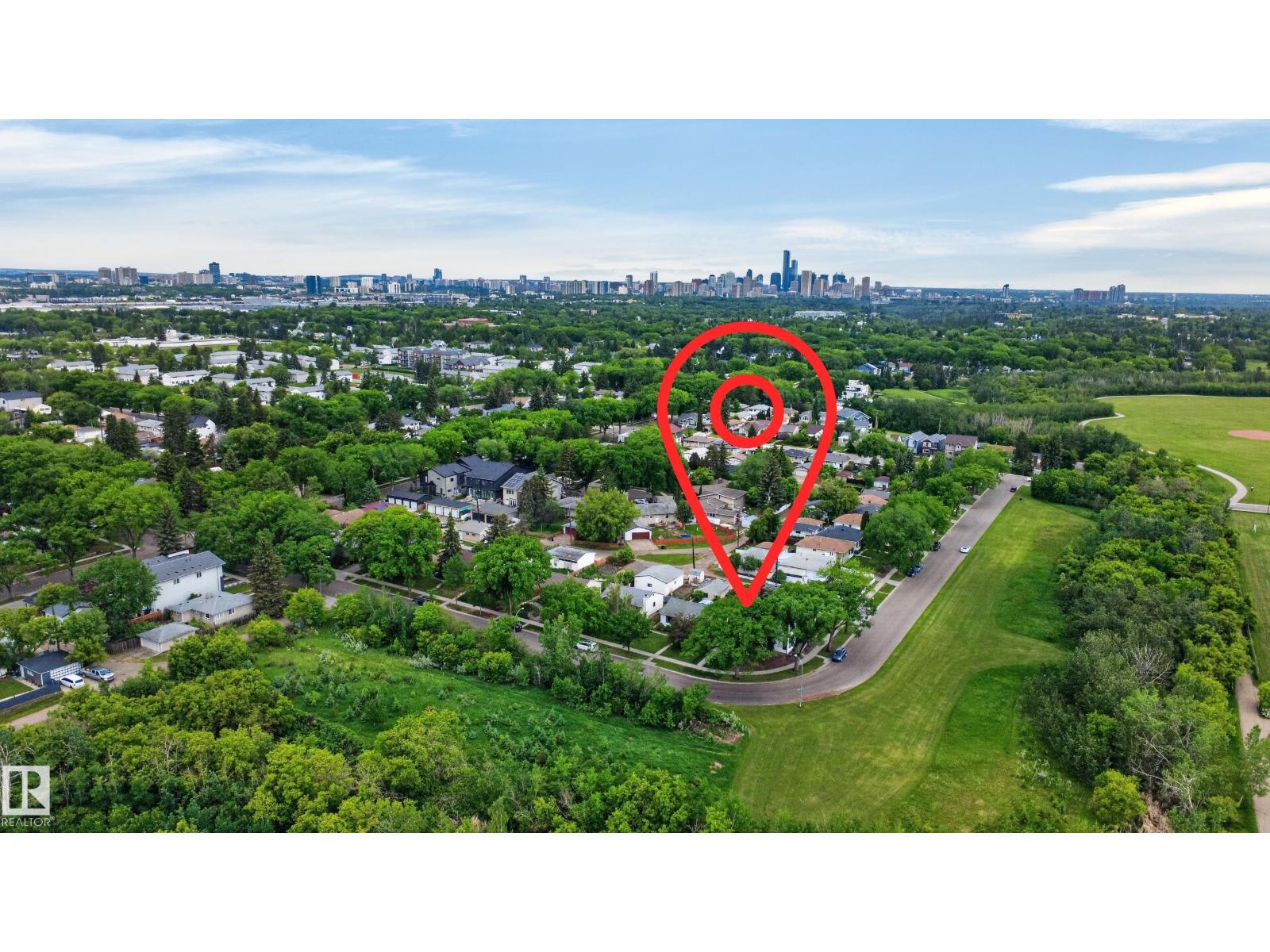 9108 64 AV NW - 68