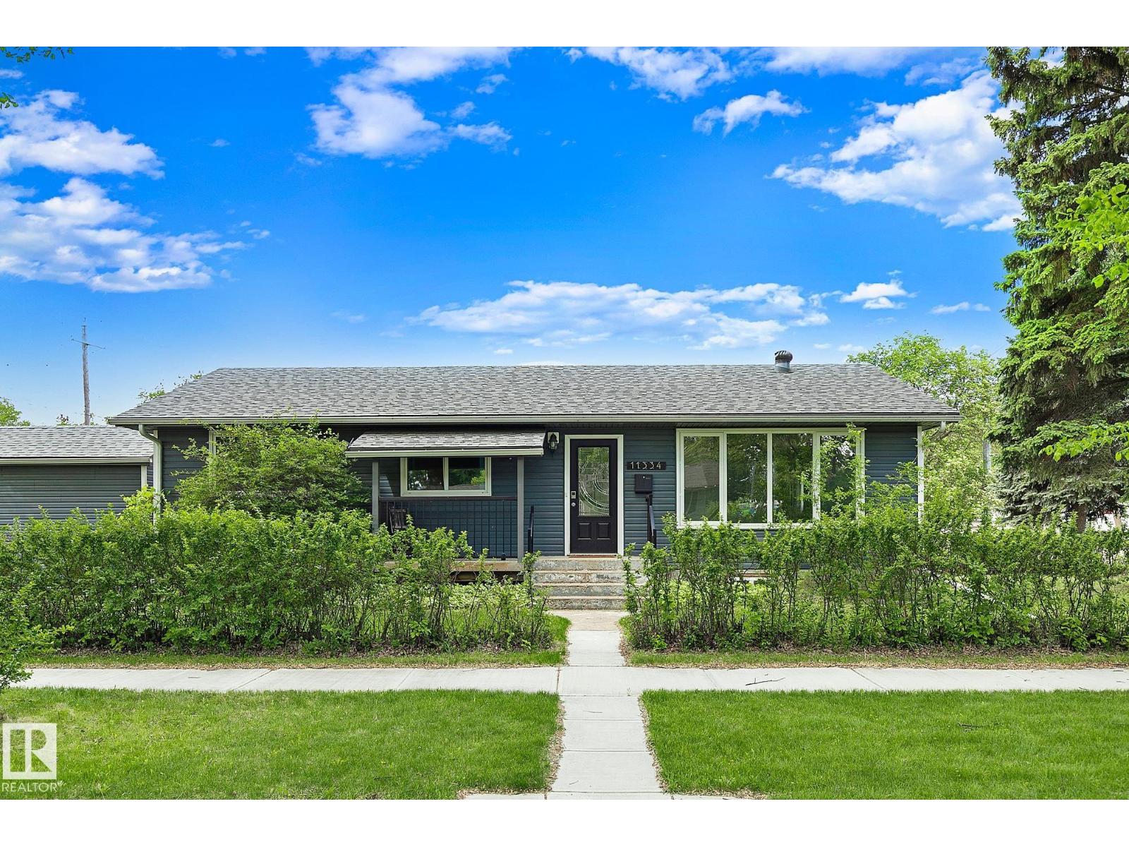 11334 52 ST NW - 1
