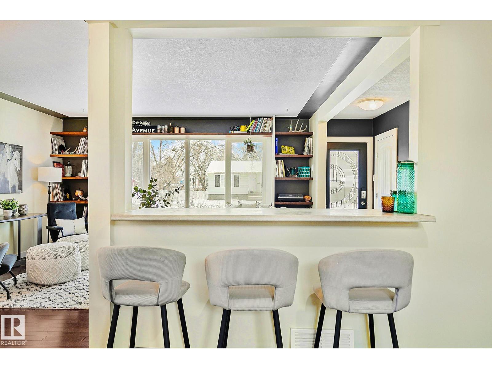 11334 52 ST NW - 12