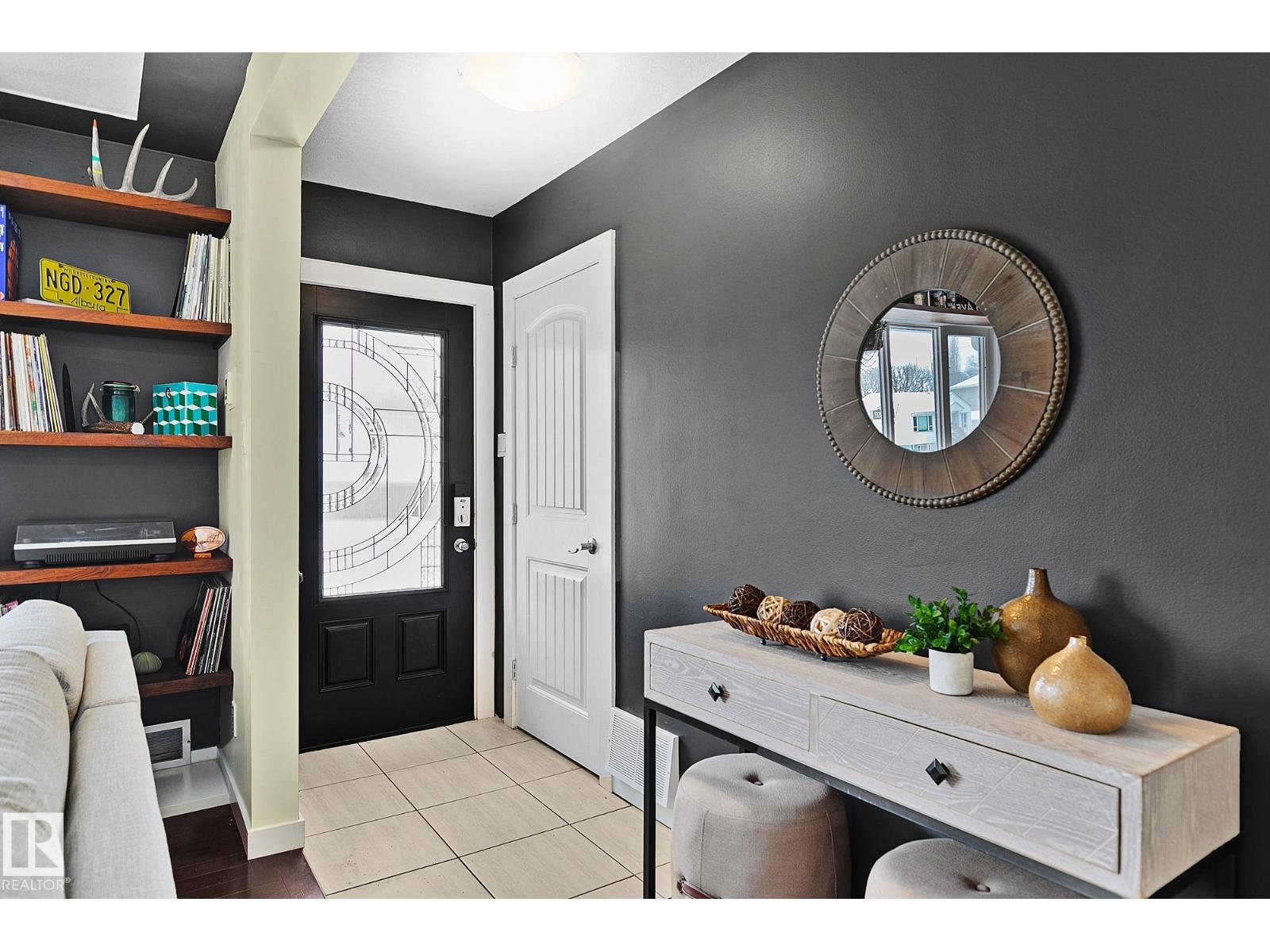 11334 52 ST NW - 4