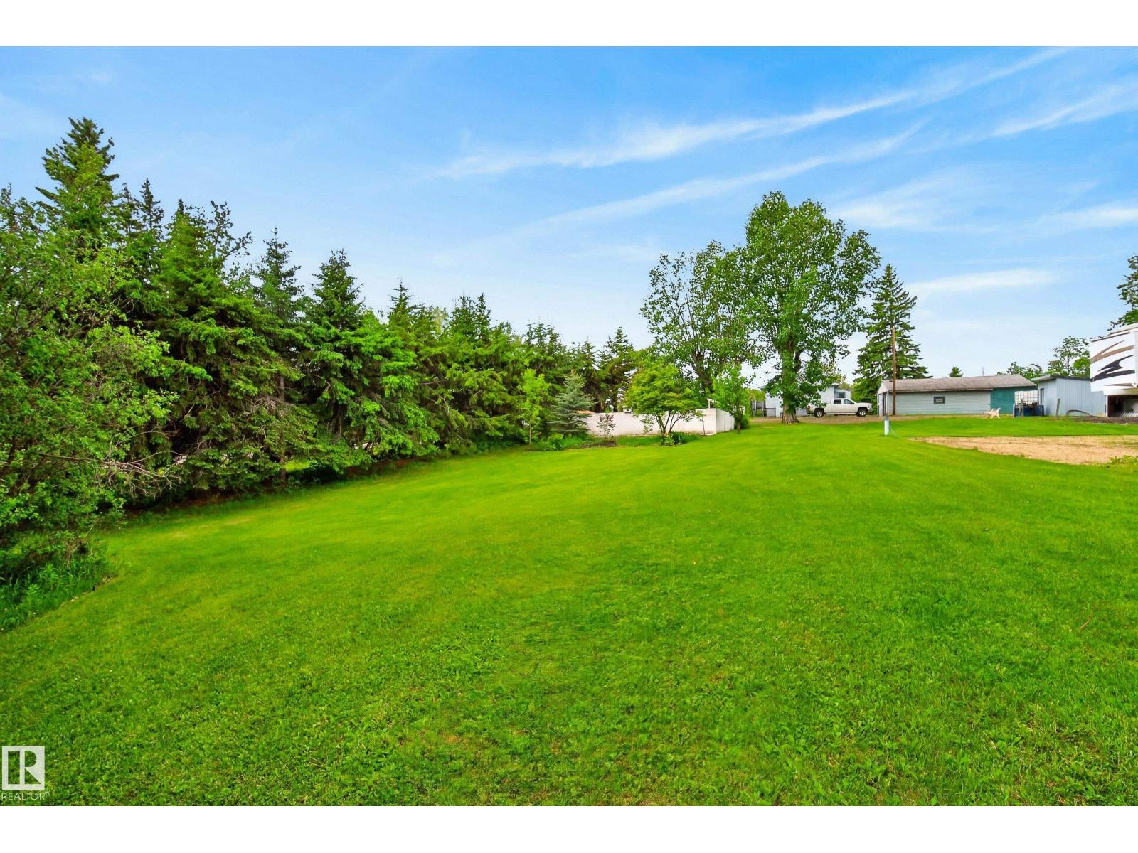 #499 22559 WYE RD — photo 32