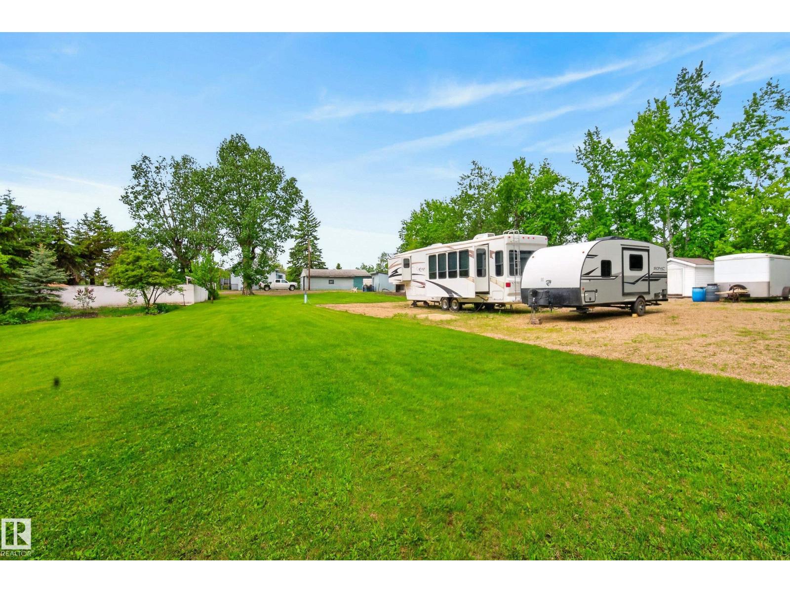 #499 22559 WYE RD — photo 31