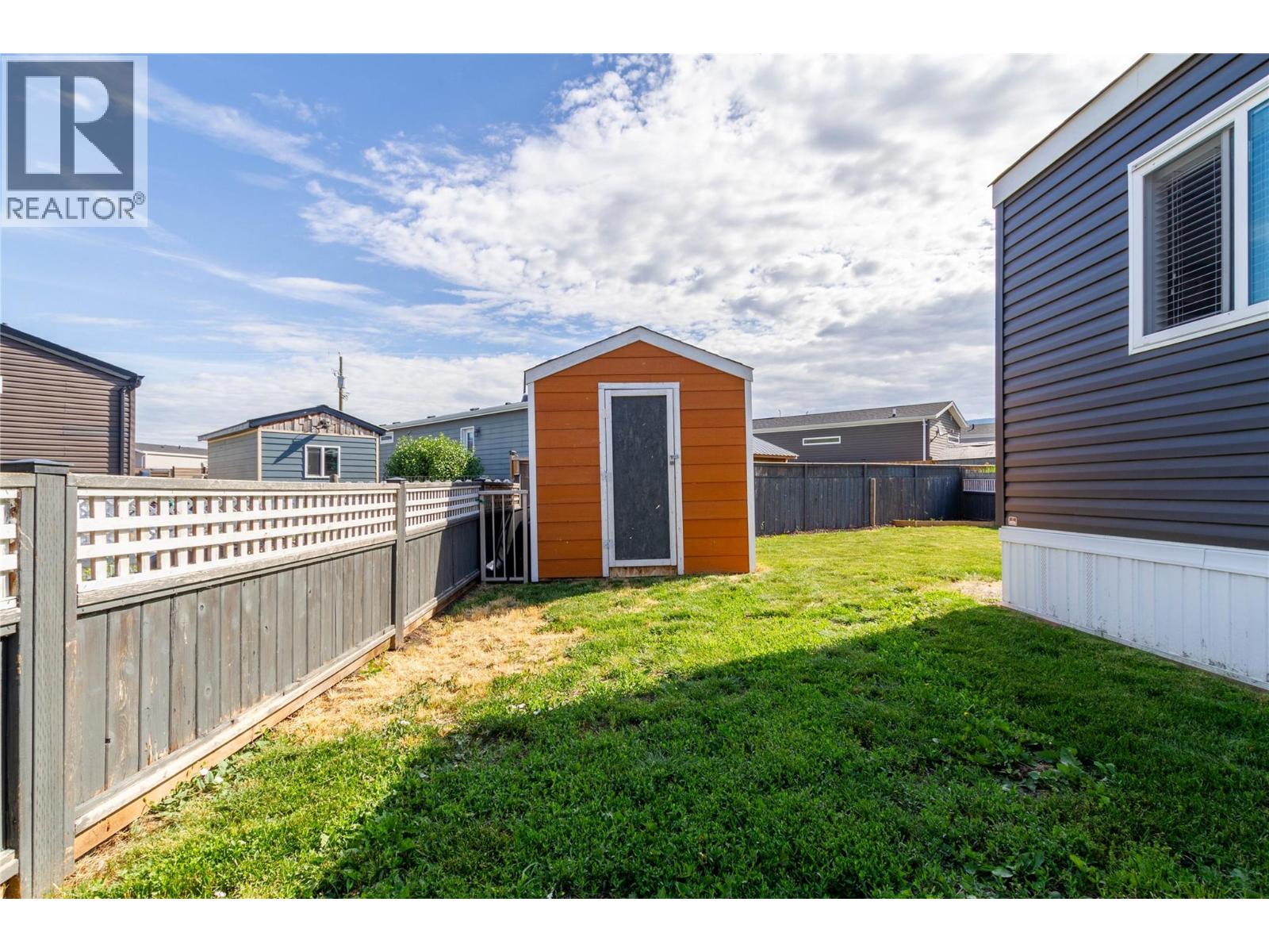 9 65 Antoine Road, Vernon
