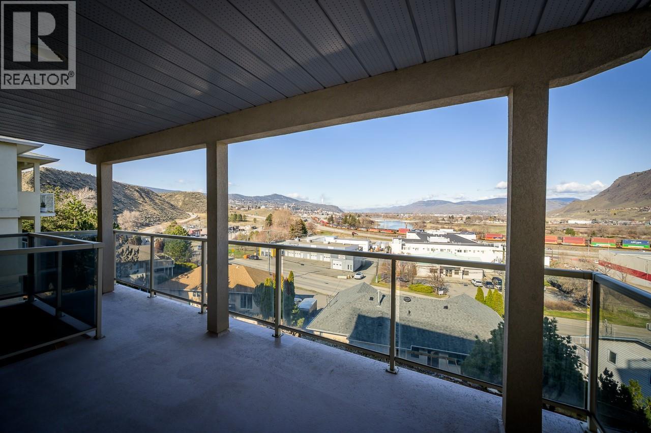 #6 1651 VALLEYVIEW Drive - 34