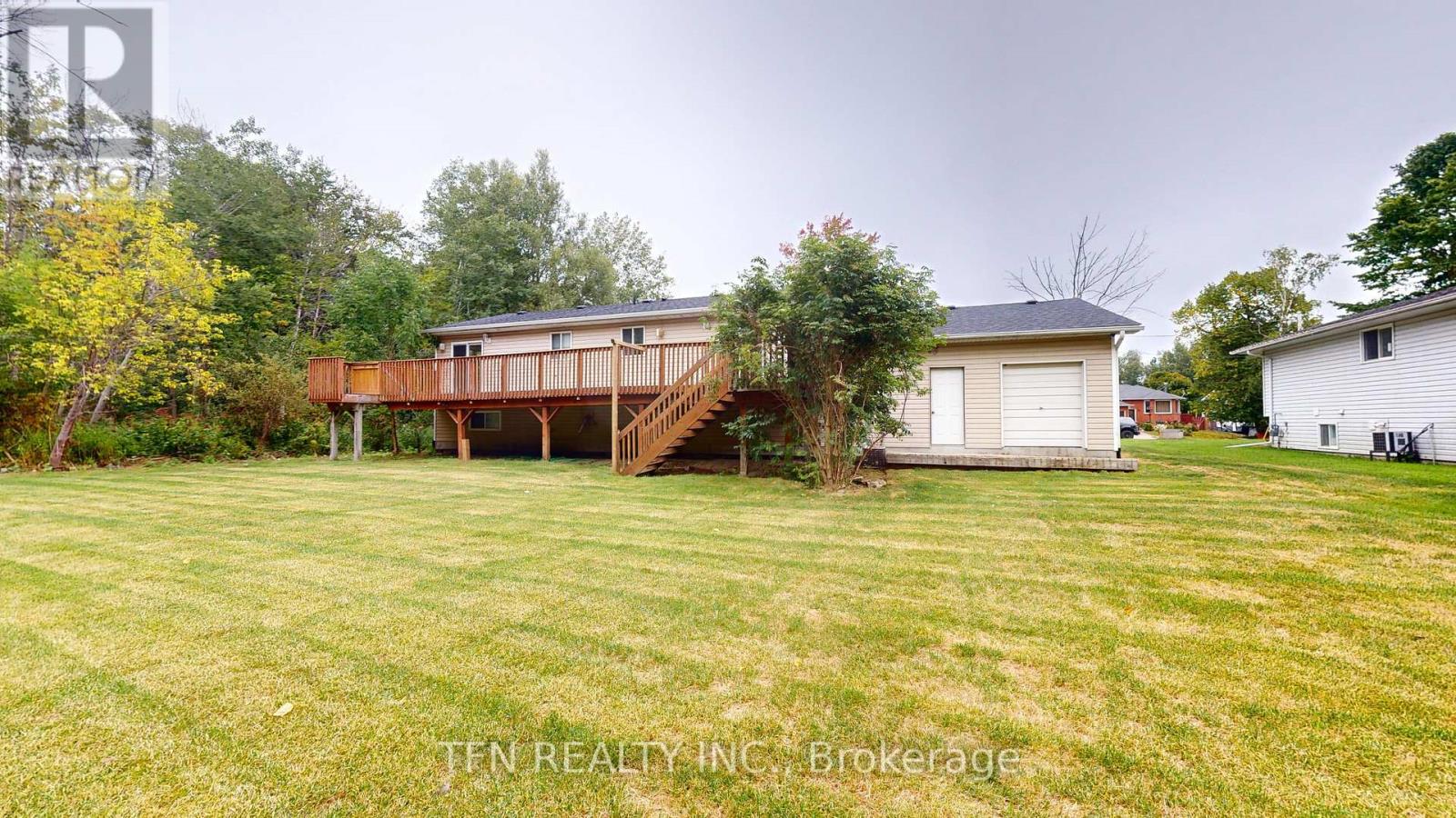 1048 GILMORE AVENUE - 1