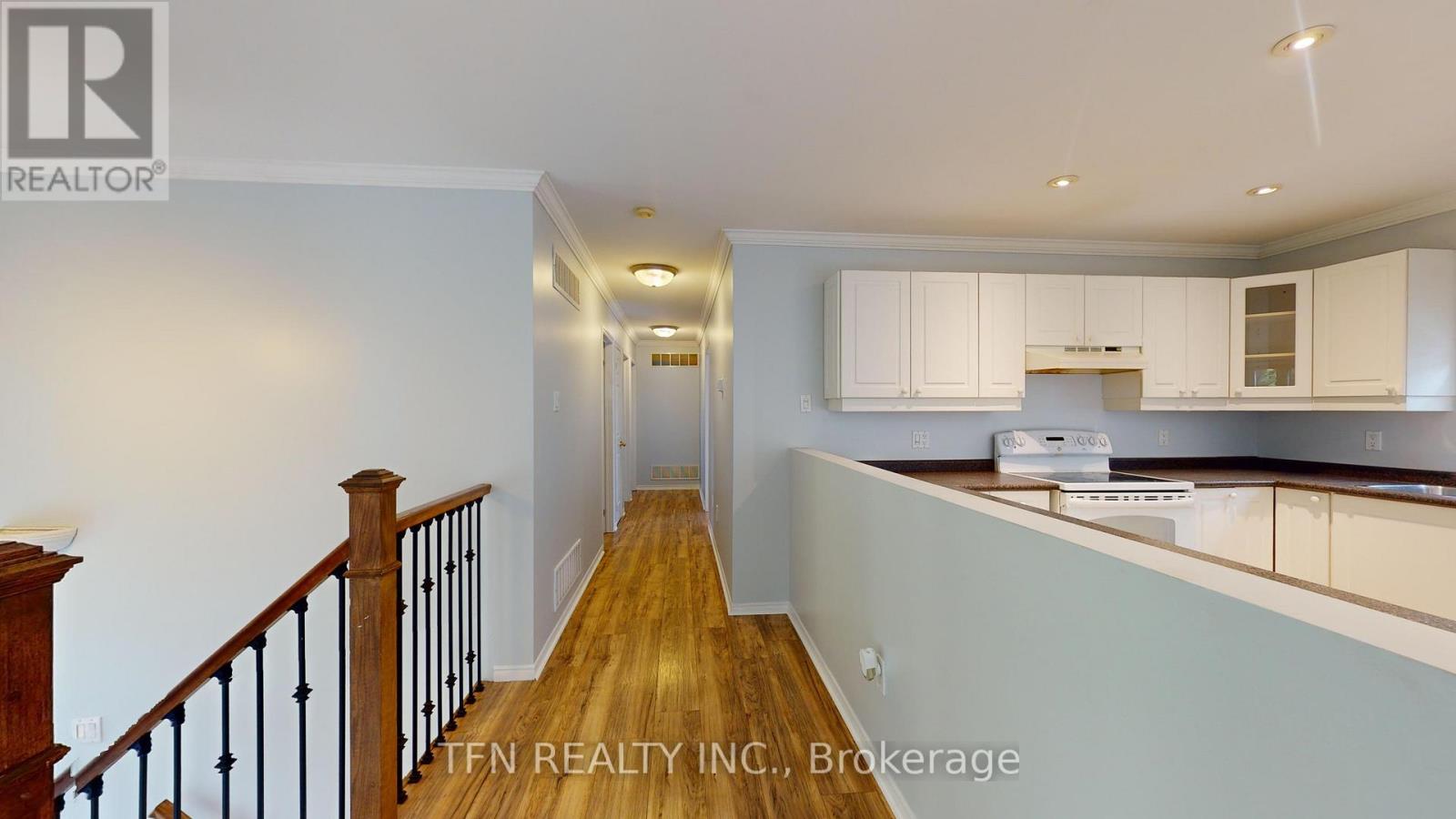 1048 GILMORE AVENUE - 7