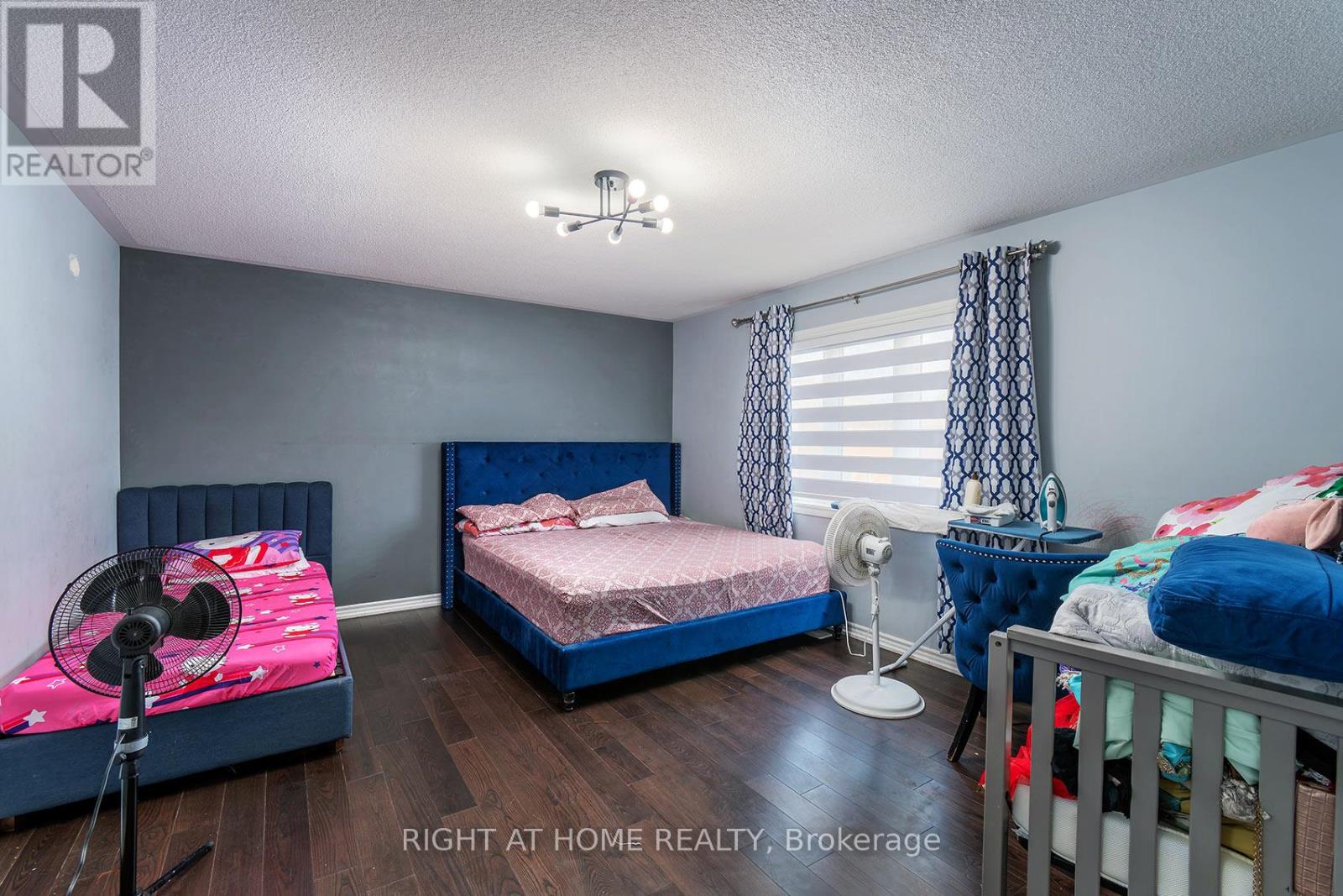 247 ROWE TERRACE - 18