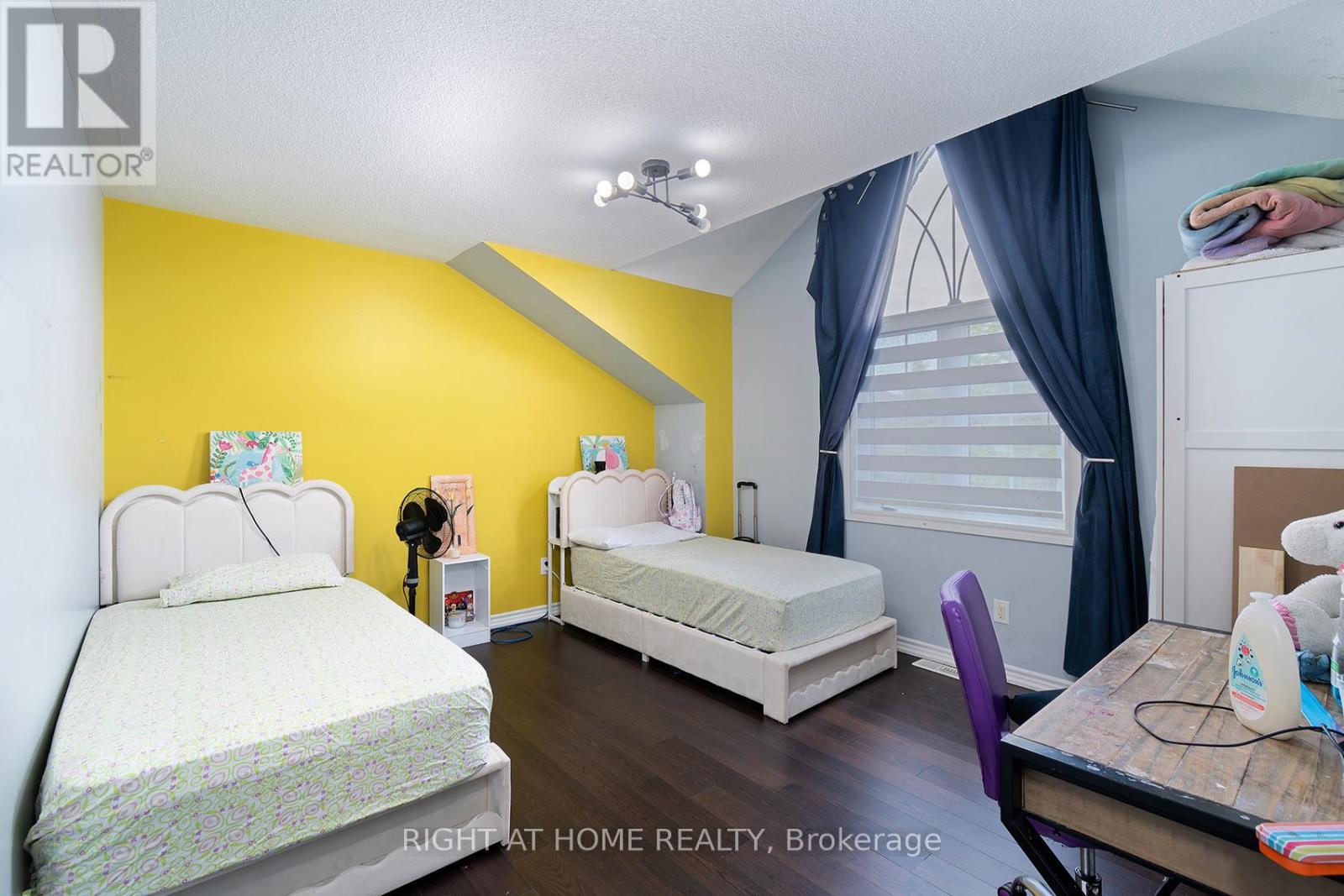 247 ROWE TERRACE - 22