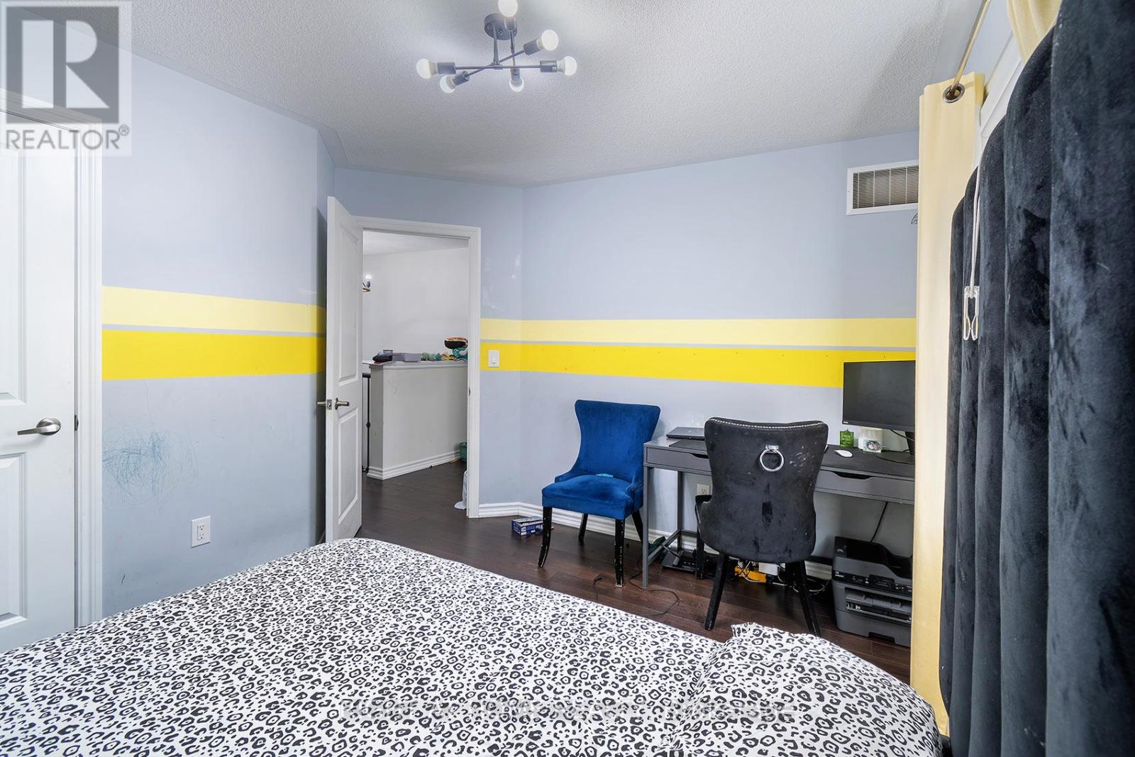 247 ROWE TERRACE - 25