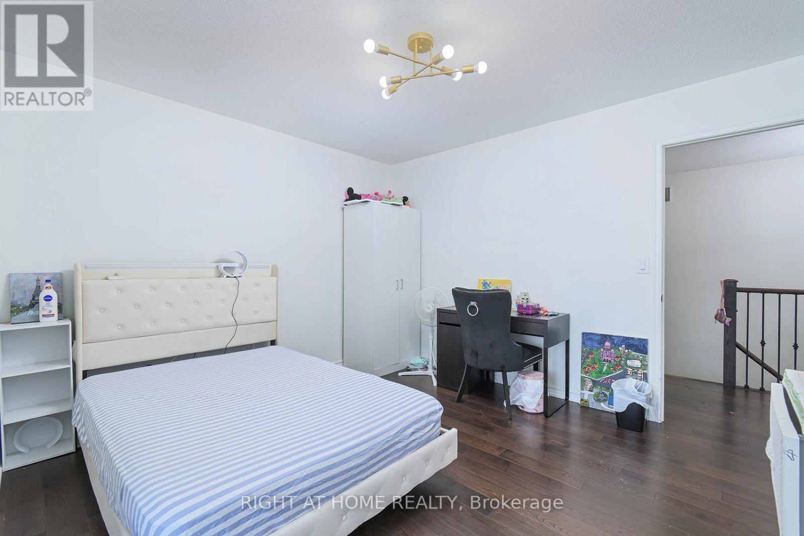 247 ROWE TERRACE - 27
