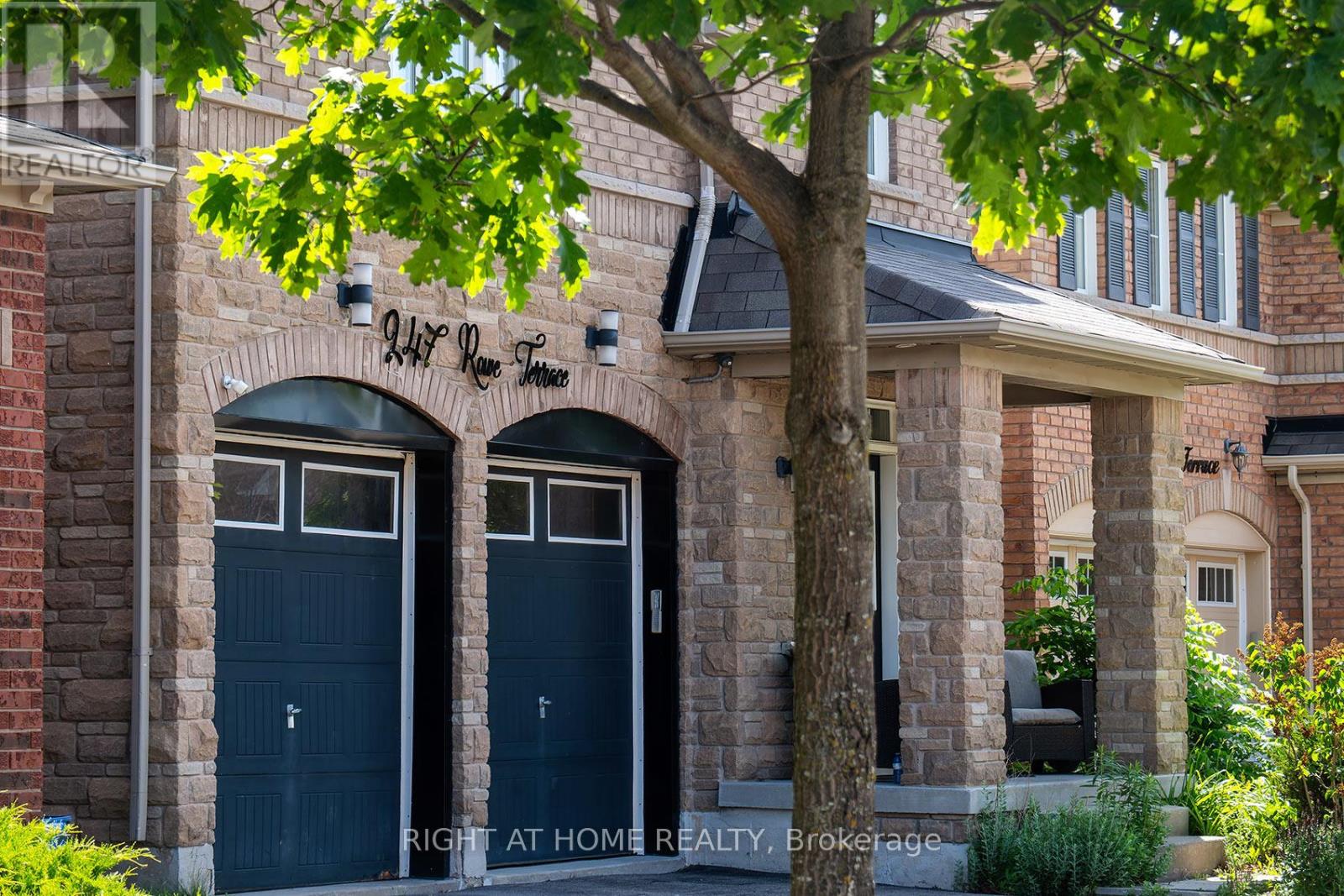 247 ROWE TERRACE - 3