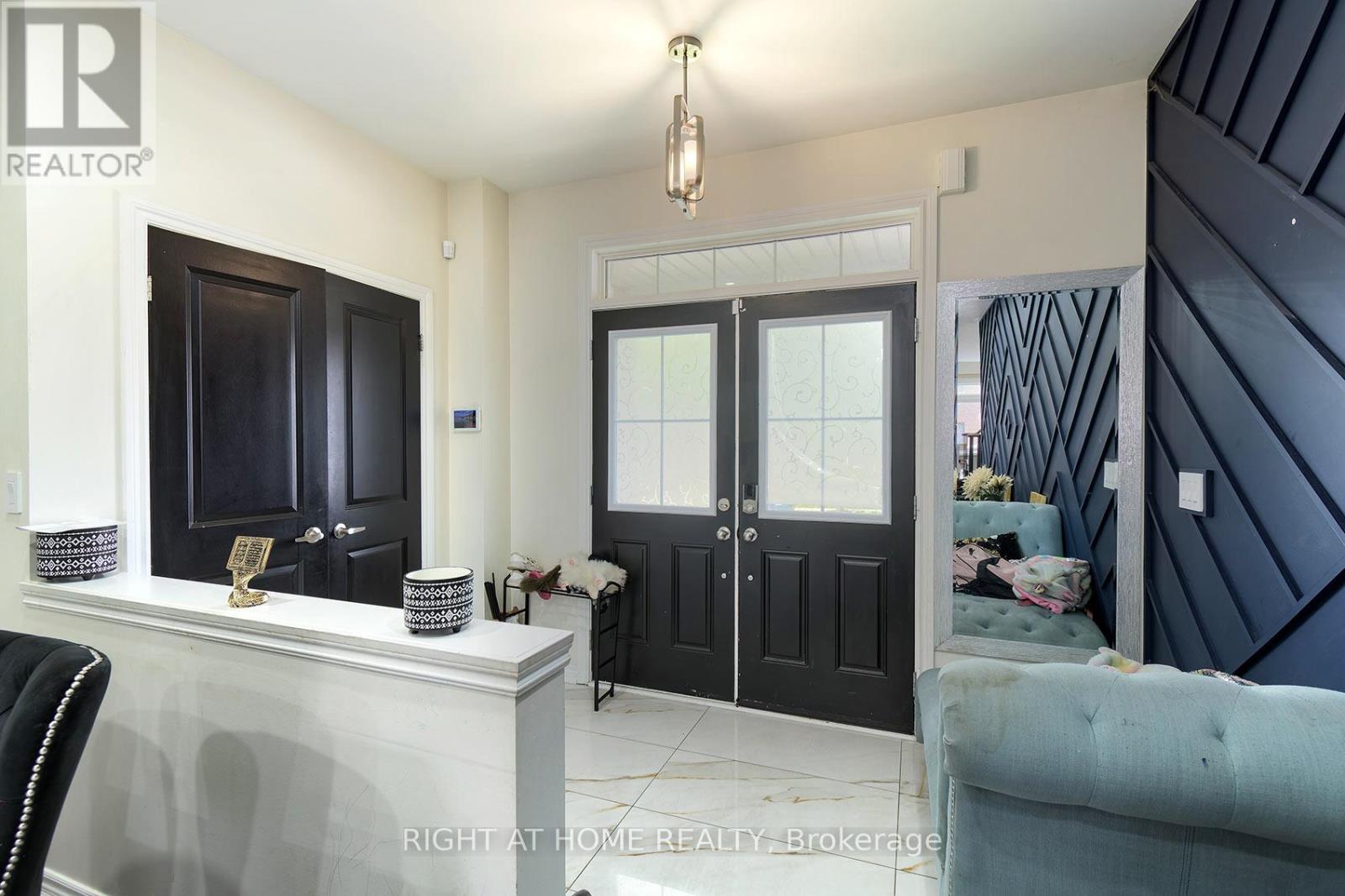 247 ROWE TERRACE - 6