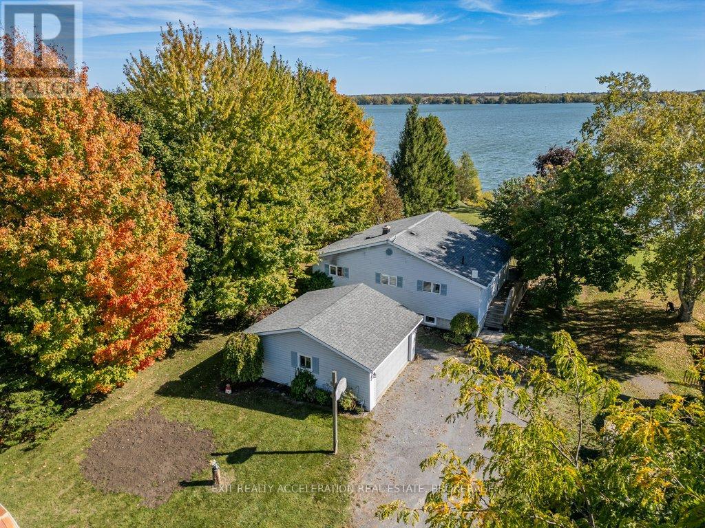 122 BAYVIEW DRIVE - 1