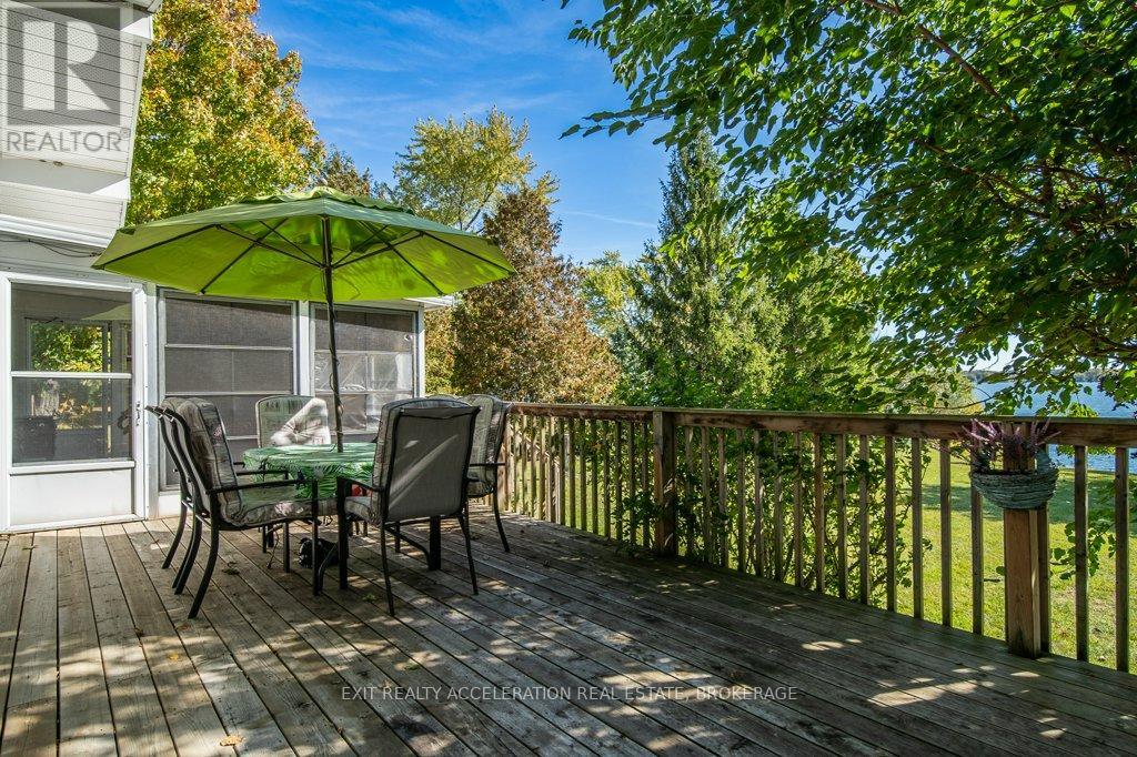 122 BAYVIEW DRIVE - 30