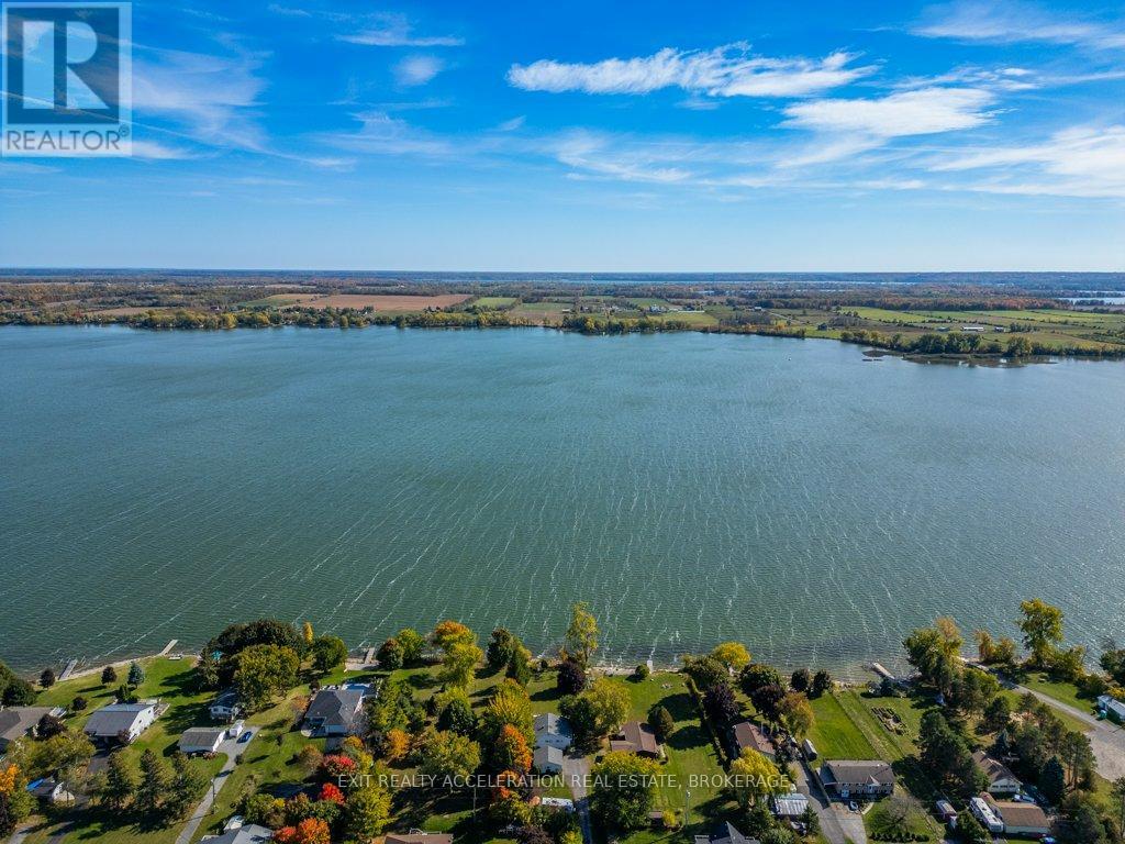 122 BAYVIEW DRIVE - 46