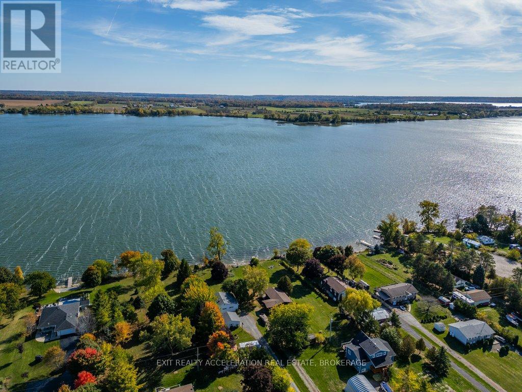 122 BAYVIEW DRIVE - 47