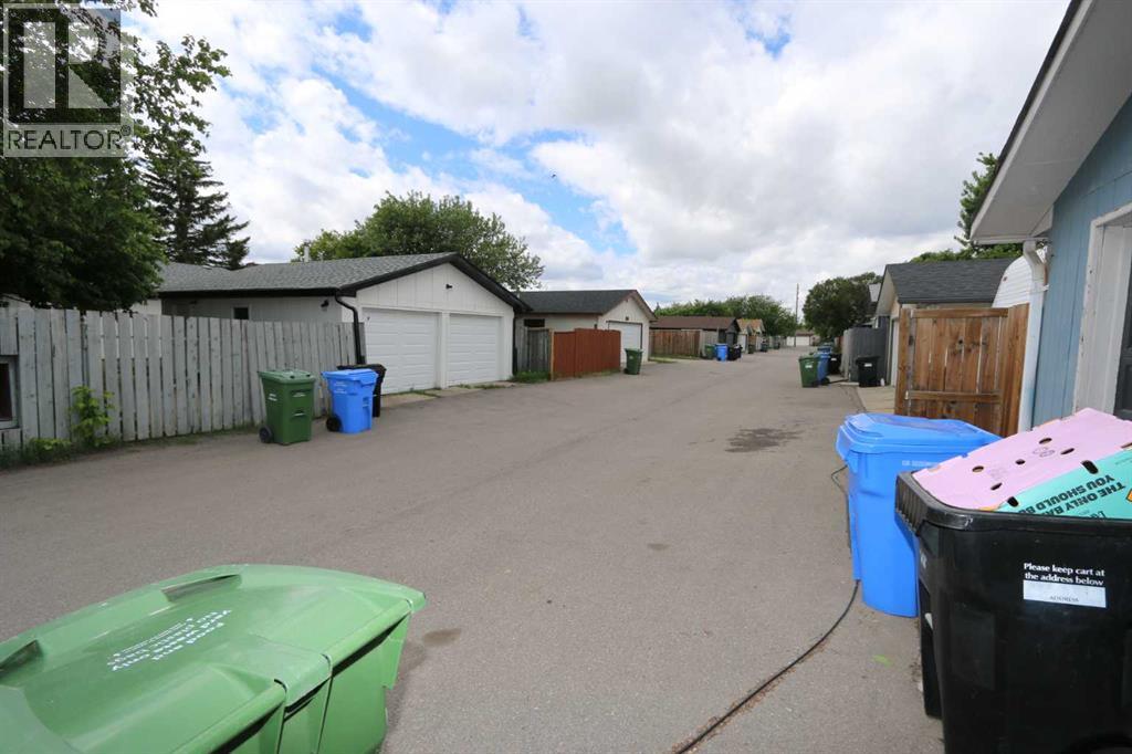 Wide Paved Back Lane